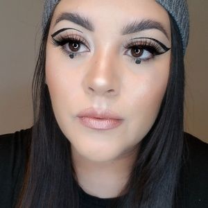 Meet your Posher, Patricia